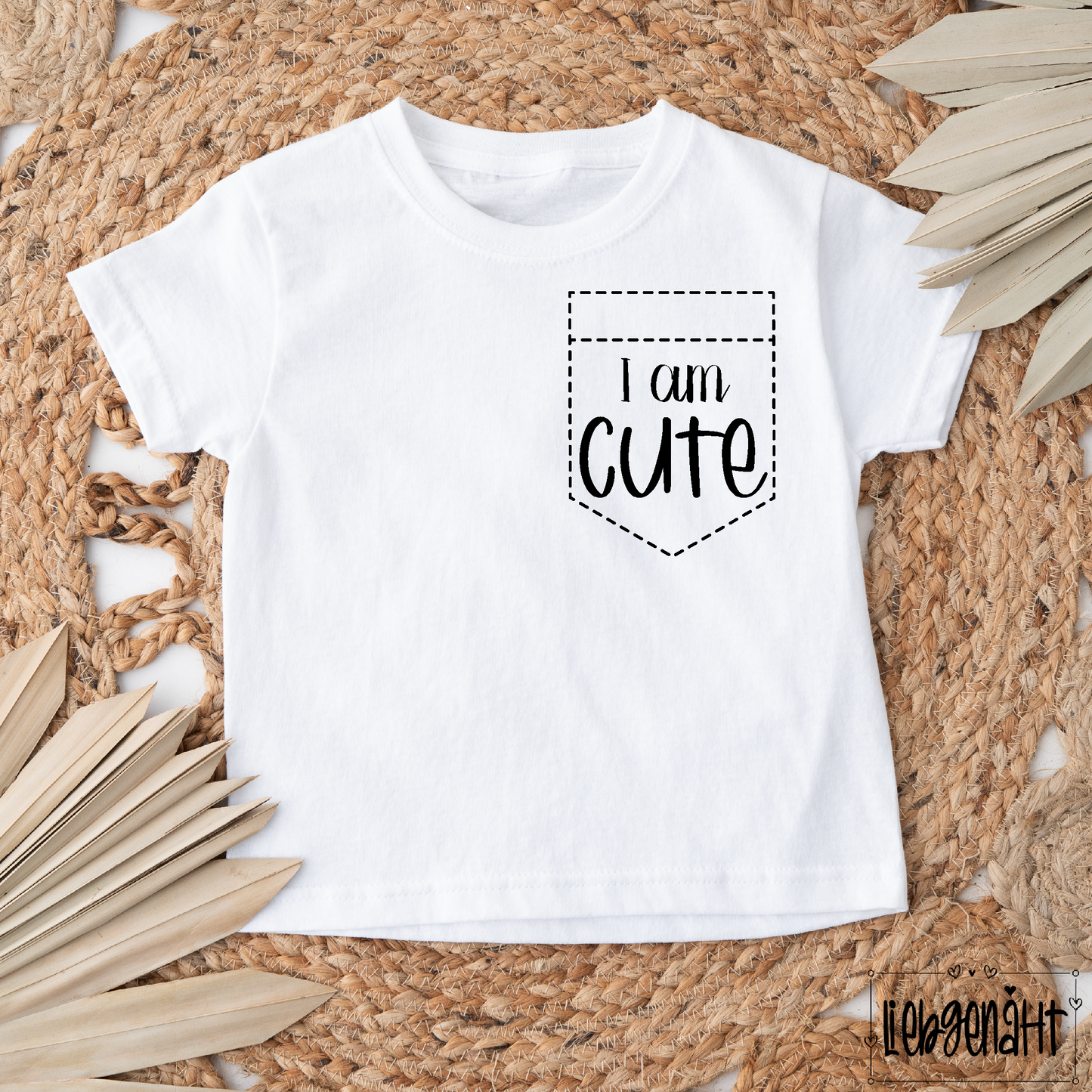 VORBESTELLUNG! I am cute