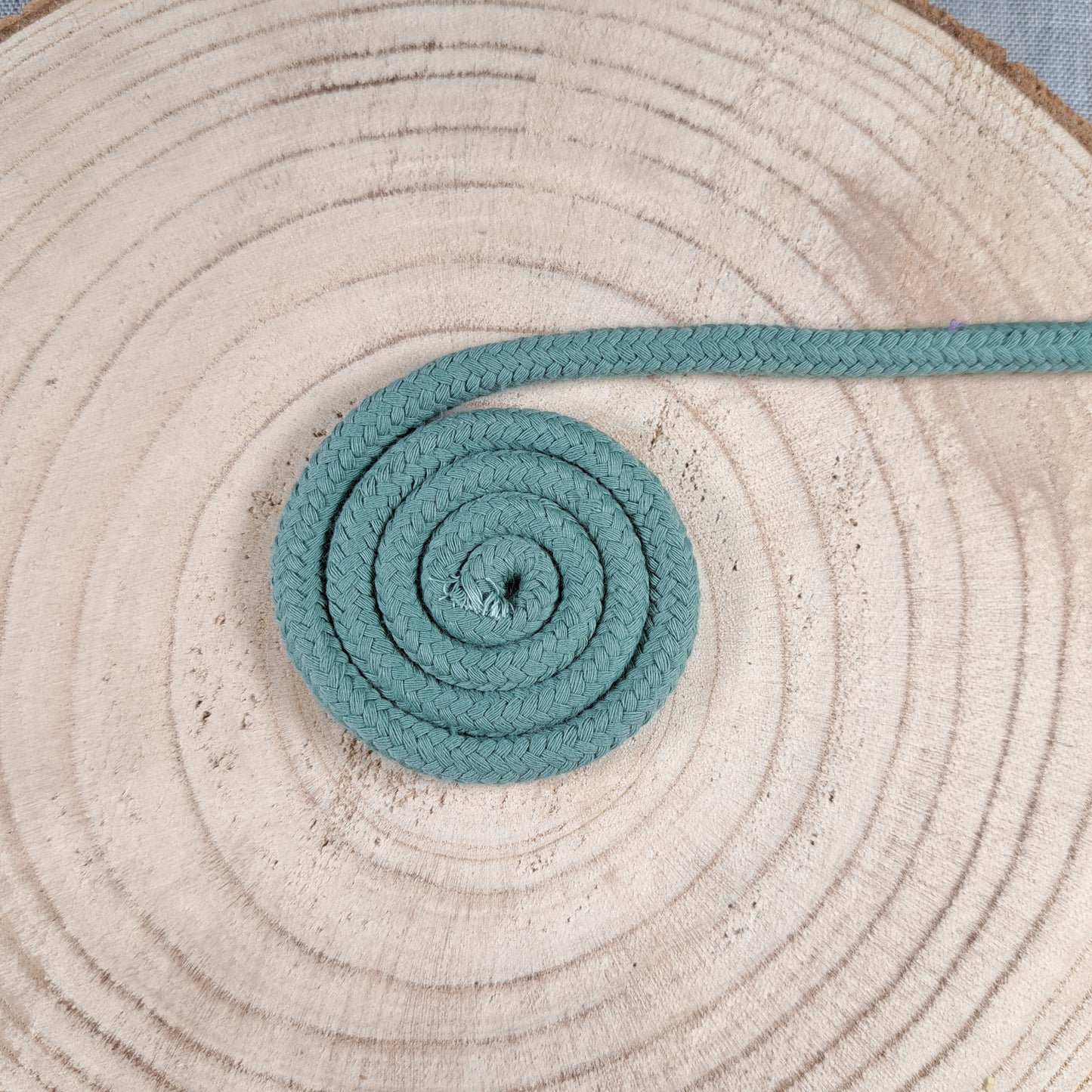 Kordel, 8 mm, Dark Dusty Mint