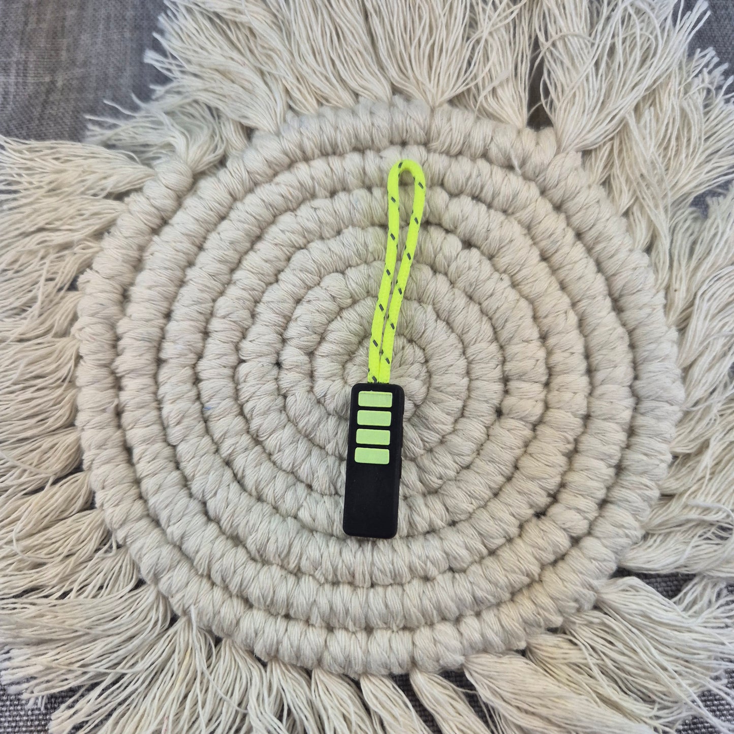 Zipper Anhänger - Gelbgrün - Reflektierend