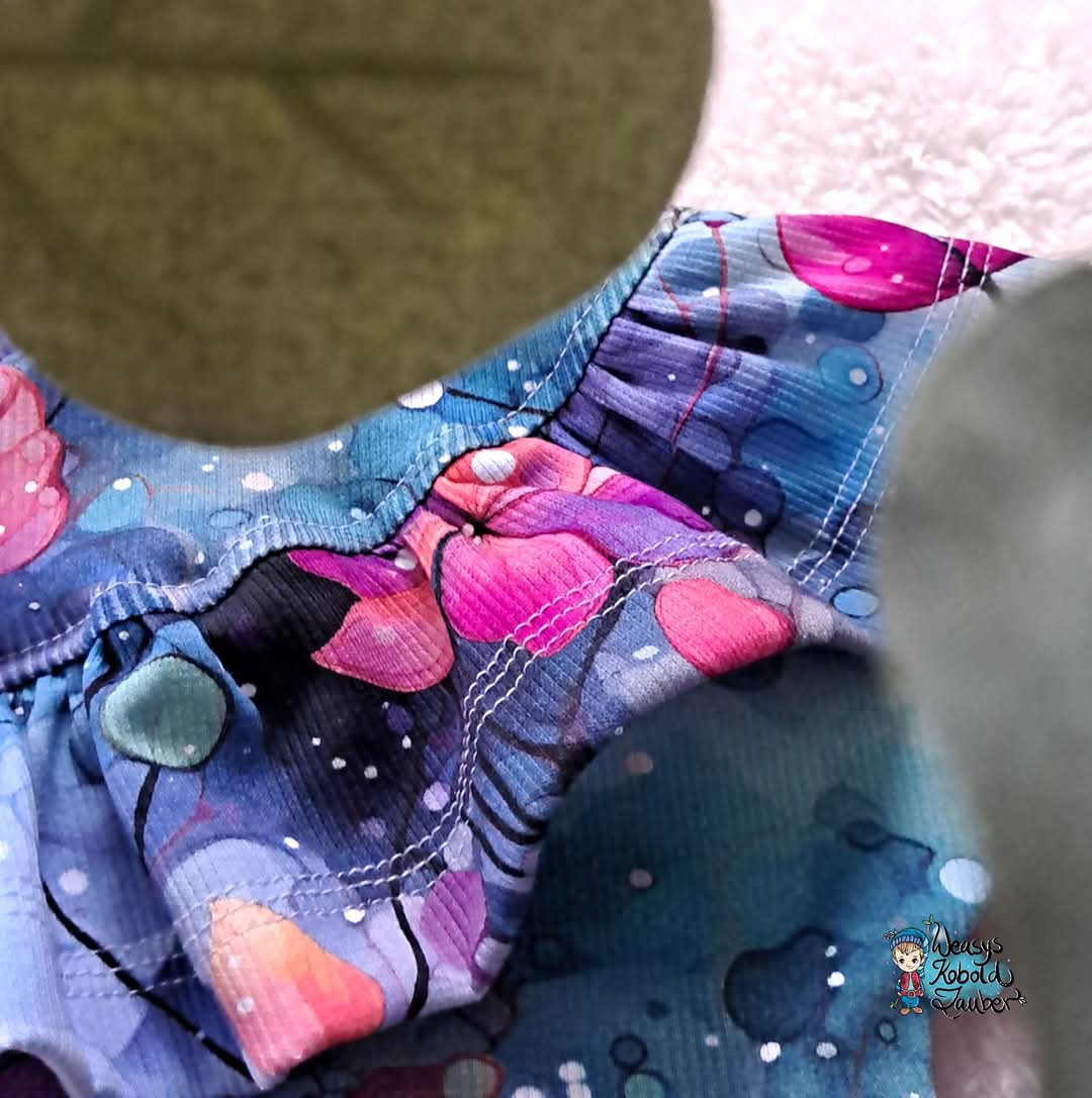 FRENCH TERRY | Flowerdream hellblau | Meterware