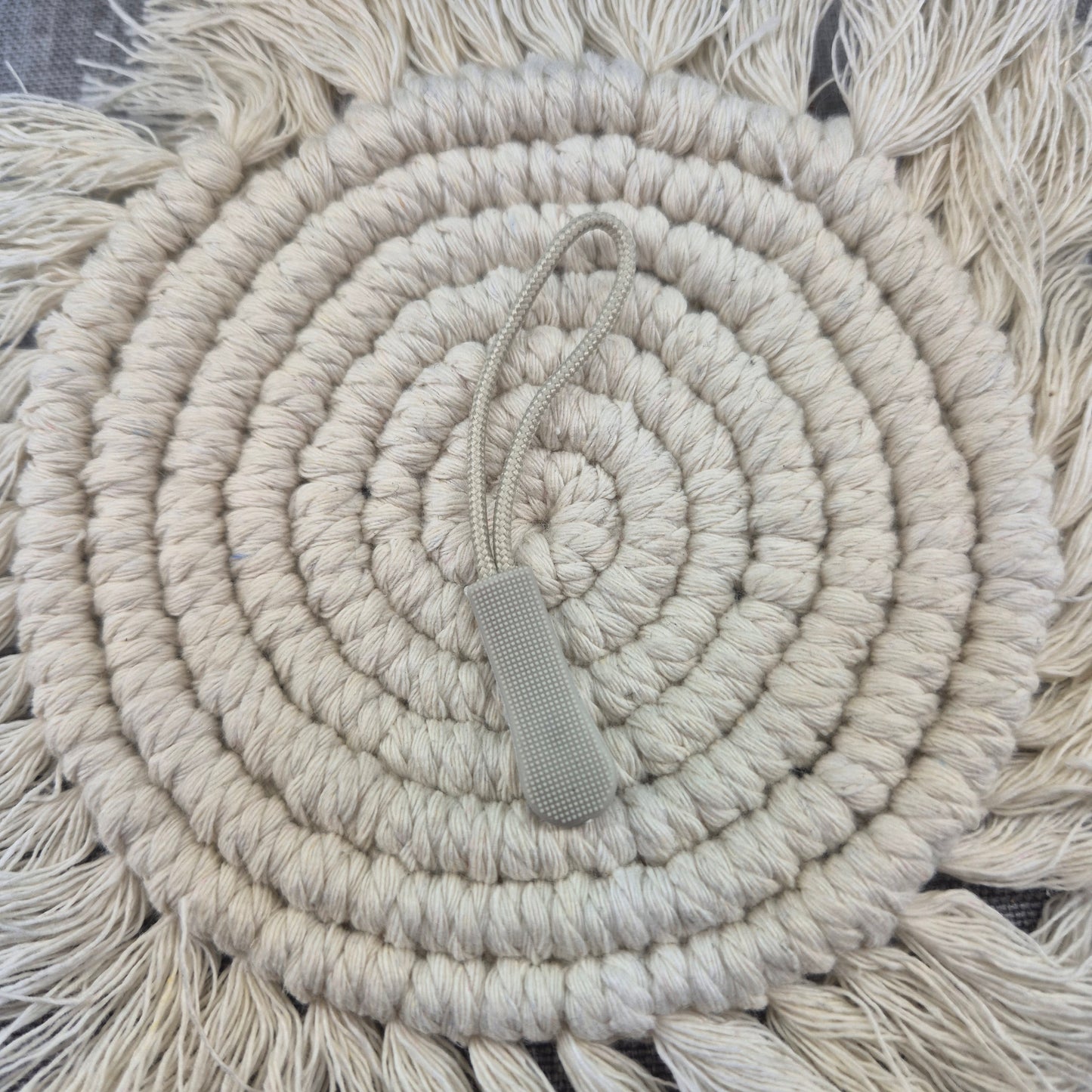 ZIPPER ANHÄNGER | Beige